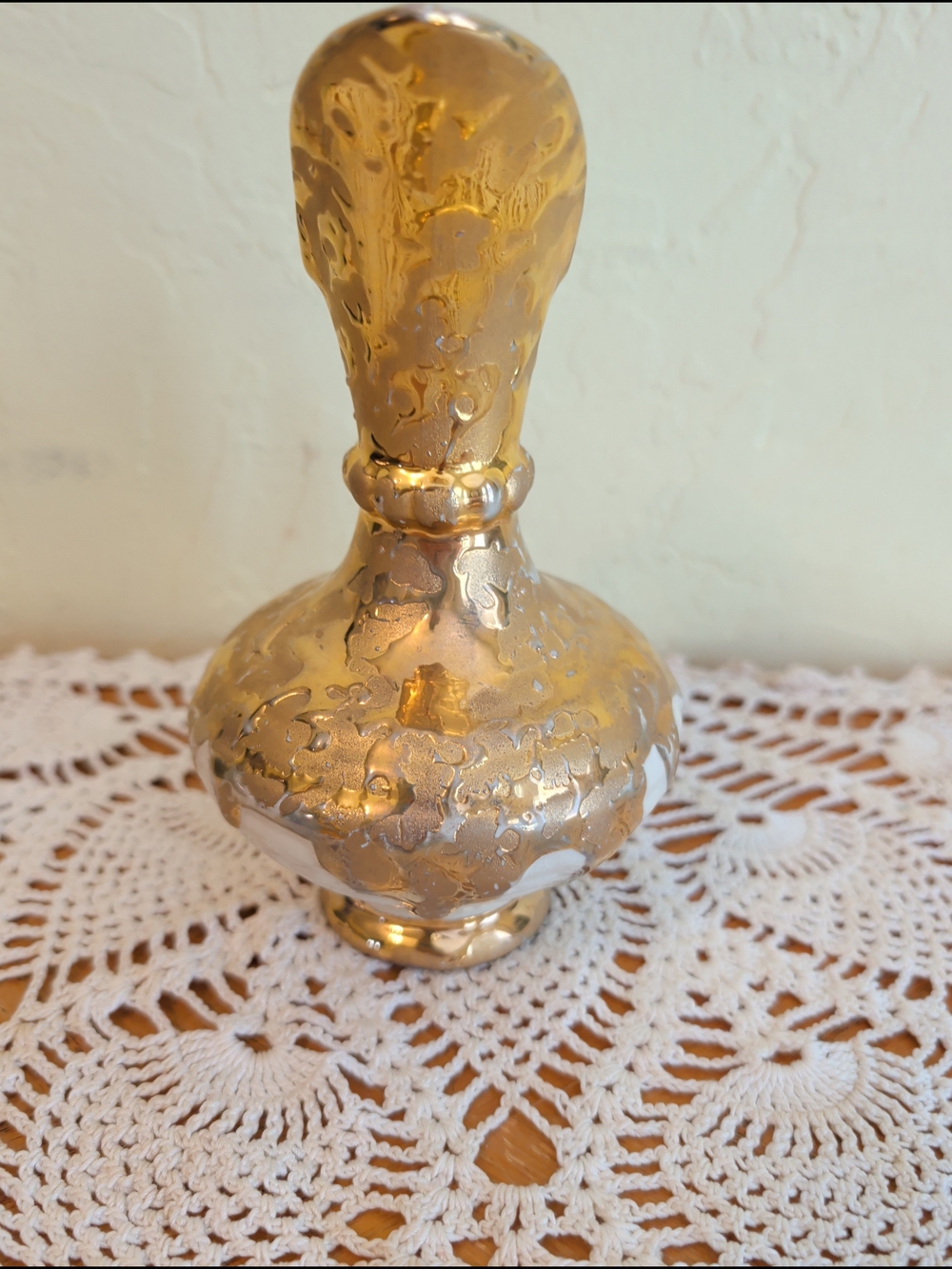 Gold Ceramic Decorative Vase and Bowl Set - Picture 3 of 13